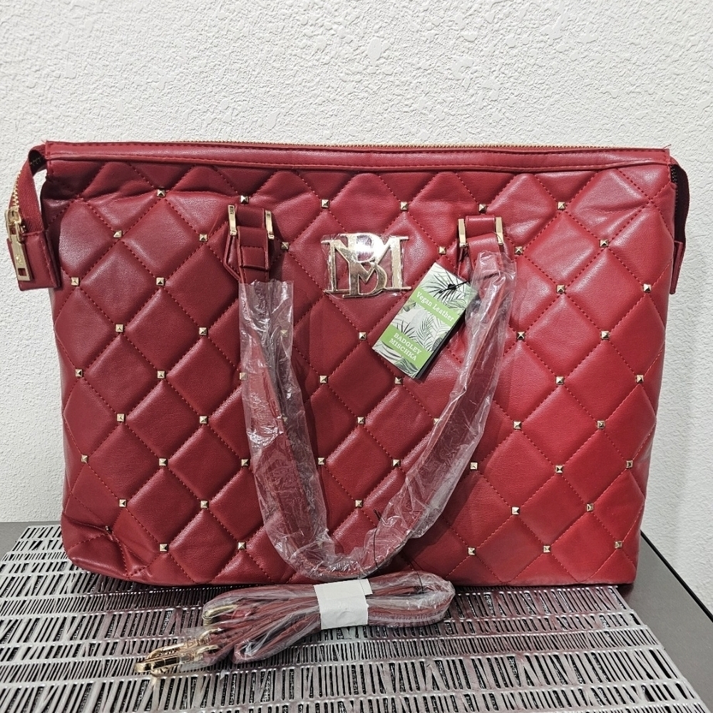 Badgley Mischka Red Quilted Women's Bag